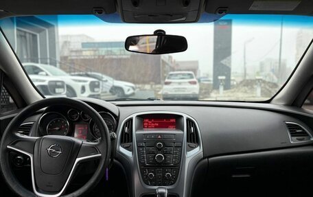 Opel Astra J, 2013 год, 663 000 рублей, 9 фотография