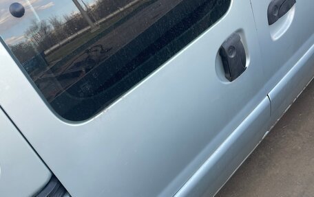 Renault Kangoo II рестайлинг, 2007 год, 100 000 рублей, 10 фотография