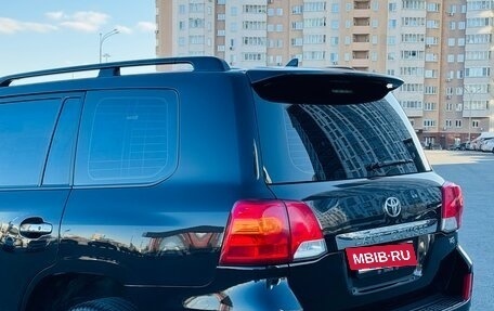 Toyota Land Cruiser 200, 2013 год, 4 000 000 рублей, 6 фотография