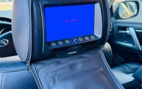 Toyota Land Cruiser 200, 2013 год, 4 000 000 рублей, 18 фотография