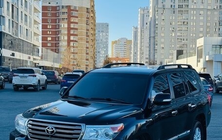Toyota Land Cruiser 200, 2013 год, 4 000 000 рублей, 2 фотография