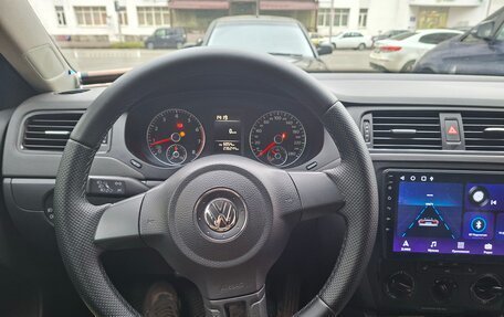 Volkswagen Jetta VI, 2014 год, 850 000 рублей, 4 фотография