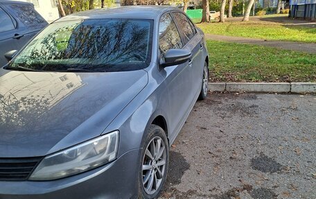 Volkswagen Jetta VI, 2014 год, 850 000 рублей, 2 фотография