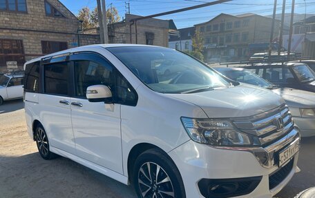 Honda Stepwgn IV, 2012 год, 1 800 000 рублей, 4 фотография