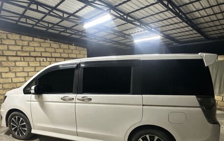 Honda Stepwgn IV, 2012 год, 1 800 000 рублей, 15 фотография