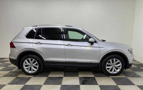 Volkswagen Tiguan II, 2017 год, 2 959 000 рублей, 4 фотография
