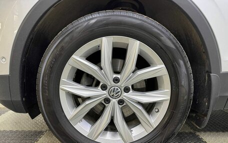 Volkswagen Tiguan II, 2017 год, 2 959 000 рублей, 12 фотография