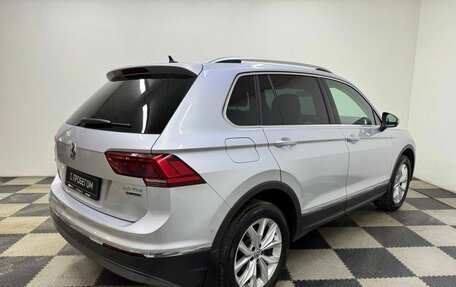 Volkswagen Tiguan II, 2017 год, 2 959 000 рублей, 5 фотография