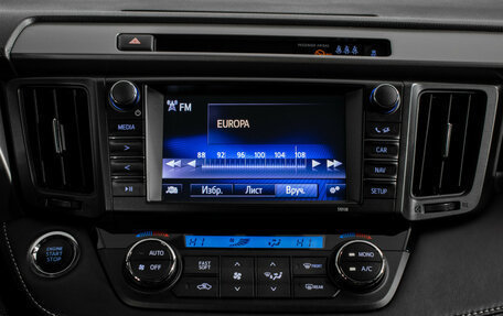 Toyota RAV4, 2019 год, 2 775 000 рублей, 13 фотография