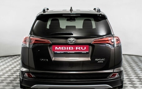 Toyota RAV4, 2019 год, 2 775 000 рублей, 6 фотография