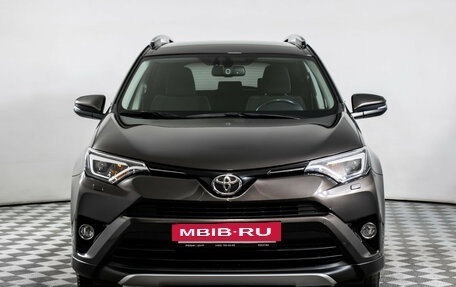 Toyota RAV4, 2019 год, 2 775 000 рублей, 2 фотография