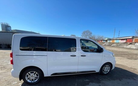 Peugeot Traveller I, 2021 год, 3 850 000 рублей, 4 фотография