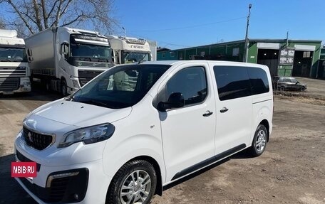 Peugeot Traveller I, 2021 год, 3 850 000 рублей, 2 фотография