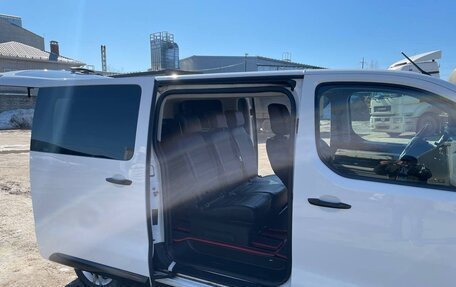 Peugeot Traveller I, 2021 год, 3 850 000 рублей, 8 фотография