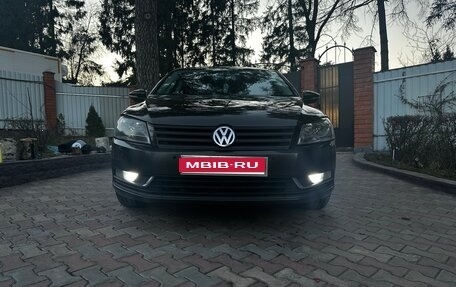 Volkswagen Passat B7, 2012 год, 1 070 000 рублей, 1 фотография