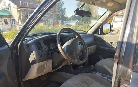 Mitsubishi Montero Sport, 2002 год, 400 000 рублей, 15 фотография