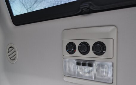 Land Rover Discovery IV, 2014 год, 3 900 000 рублей, 25 фотография