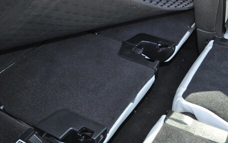 Land Rover Discovery IV, 2014 год, 3 900 000 рублей, 29 фотография