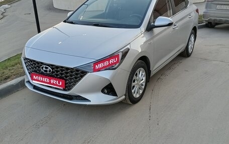 Hyundai Solaris II рестайлинг, 2020 год, 1 950 000 рублей, 7 фотография