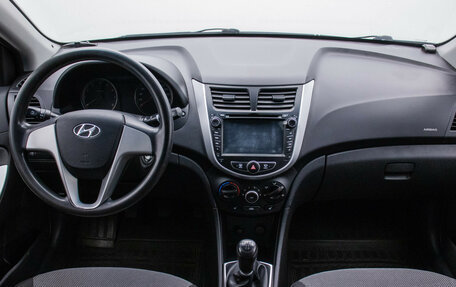 Hyundai Solaris II рестайлинг, 2014 год, 870 000 рублей, 13 фотография