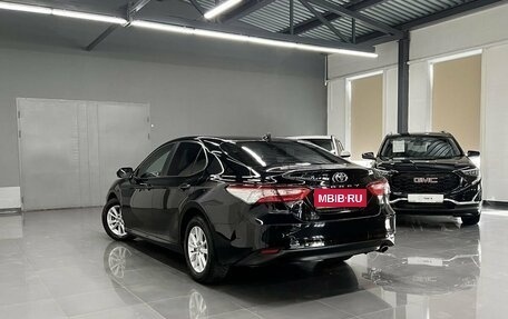 Toyota Camry, 2018 год, 2 545 000 рублей, 6 фотография