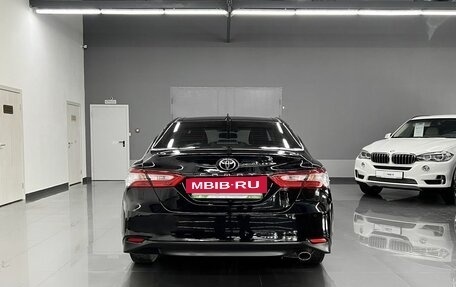 Toyota Camry, 2018 год, 2 545 000 рублей, 4 фотография