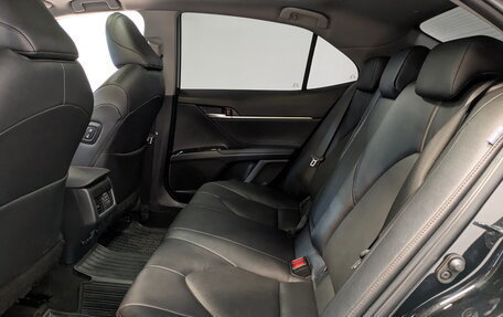 Toyota Camry, 2023 год, 3 450 000 рублей, 12 фотография