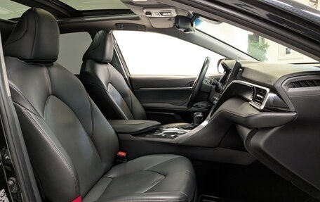 Toyota Camry, 2023 год, 3 450 000 рублей, 24 фотография