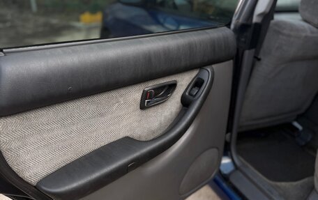 Subaru Legacy III, 2001 год, 470 000 рублей, 16 фотография