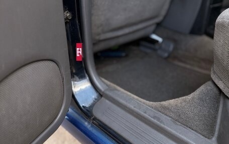 Subaru Legacy III, 2001 год, 470 000 рублей, 17 фотография