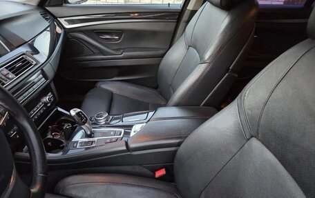 BMW 5 серия, 2013 год, 2 499 000 рублей, 14 фотография