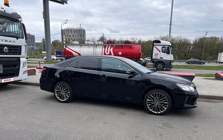 Toyota Camry, 2015 год, 2 300 000 рублей, 7 фотография