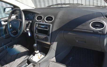 Ford Focus II рестайлинг, 2006 год, 249 888 рублей, 16 фотография