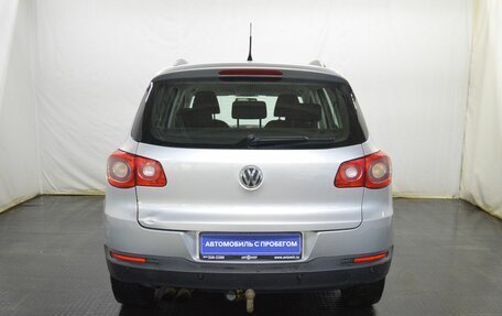 Volkswagen Tiguan I, 2011 год, 950 000 рублей, 6 фотография