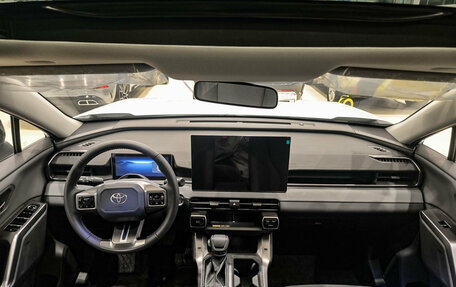 Toyota RAV4, 2026 год, 4 990 000 рублей, 17 фотография