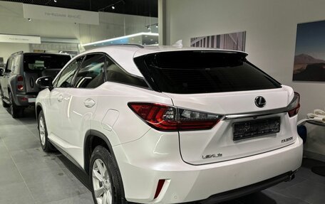 Lexus RX IV рестайлинг, 2017 год, 3 980 000 рублей, 5 фотография