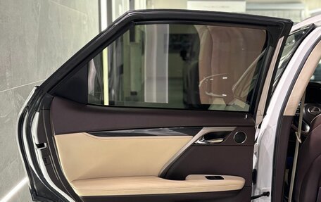 Lexus RX IV рестайлинг, 2017 год, 3 980 000 рублей, 13 фотография