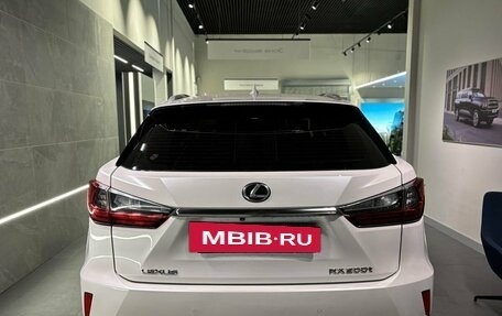 Lexus RX IV рестайлинг, 2017 год, 3 980 000 рублей, 6 фотография