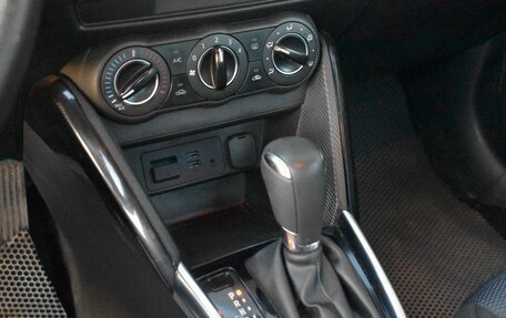 Toyota Yaris, 2017 год, 1 419 999 рублей, 10 фотография