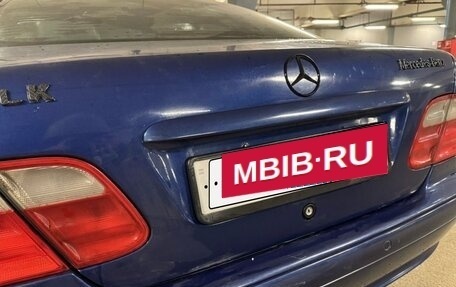 Mercedes-Benz CLK-Класс, 1997 год, 350 000 рублей, 2 фотография