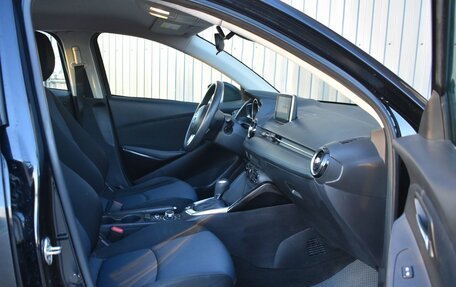 Toyota Yaris, 2017 год, 1 419 999 рублей, 17 фотография