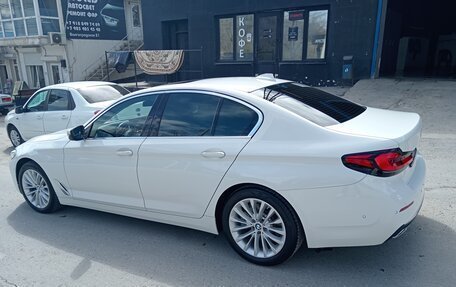 BMW 5 серия, 2022 год, 6 600 000 рублей, 3 фотография