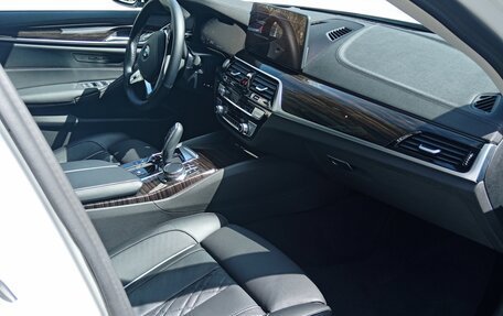 BMW 5 серия, 2022 год, 6 600 000 рублей, 10 фотография