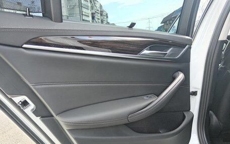 BMW 5 серия, 2022 год, 6 600 000 рублей, 27 фотография