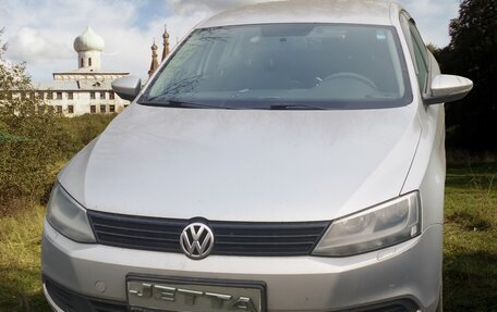 Volkswagen Jetta VI, 2013 год, 872 000 рублей, 1 фотография