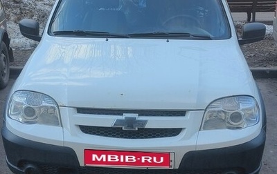 Chevrolet Niva I рестайлинг, 2018 год, 800 000 рублей, 1 фотография