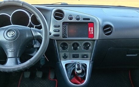 Toyota Matrix, 2002 год, 375 000 рублей, 15 фотография