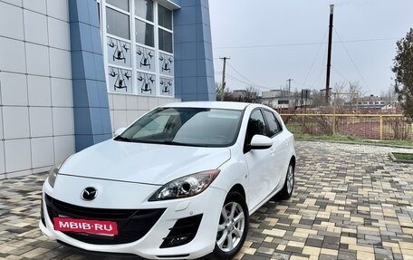 Mazda 3, 2010 год, 1 100 000 рублей, 2 фотография