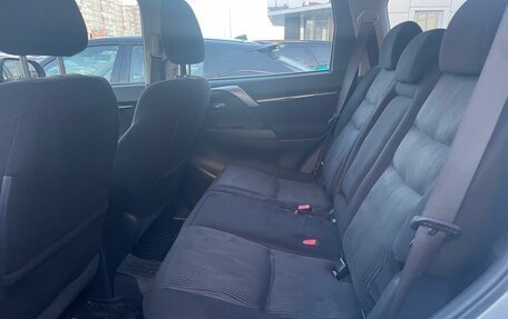 Mitsubishi Pajero Sport III рестайлинг, 2017 год, 3 264 000 рублей, 15 фотография