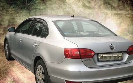 Volkswagen Jetta VI, 2013 год, 872 000 рублей, 2 фотография